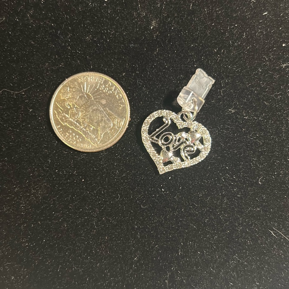 i-Phone “Love” In Heart Dust Plug - Picture 4 of 7